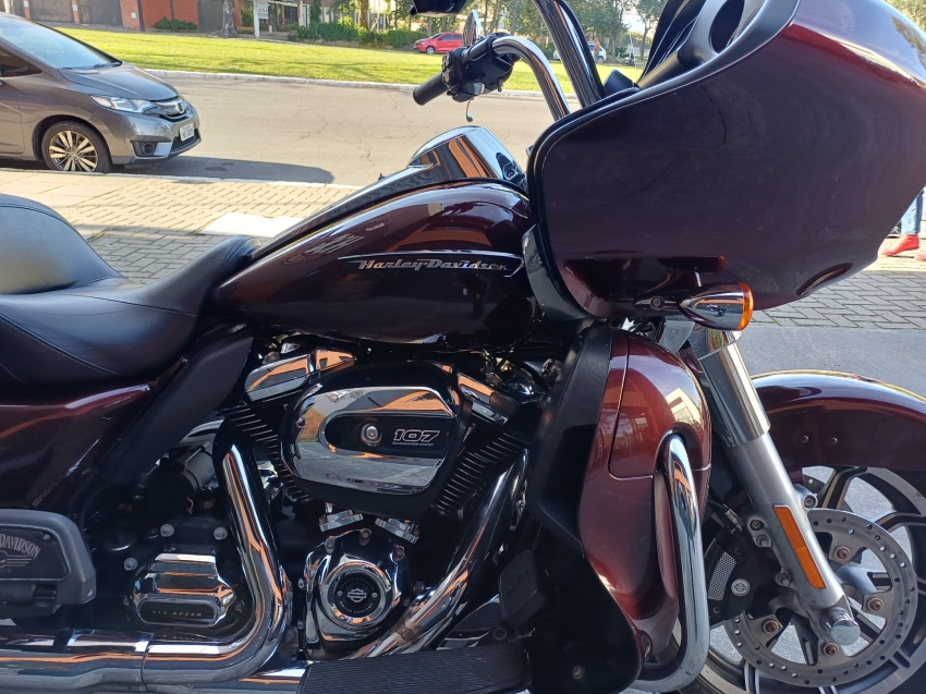 road glide  2018 com baixo km