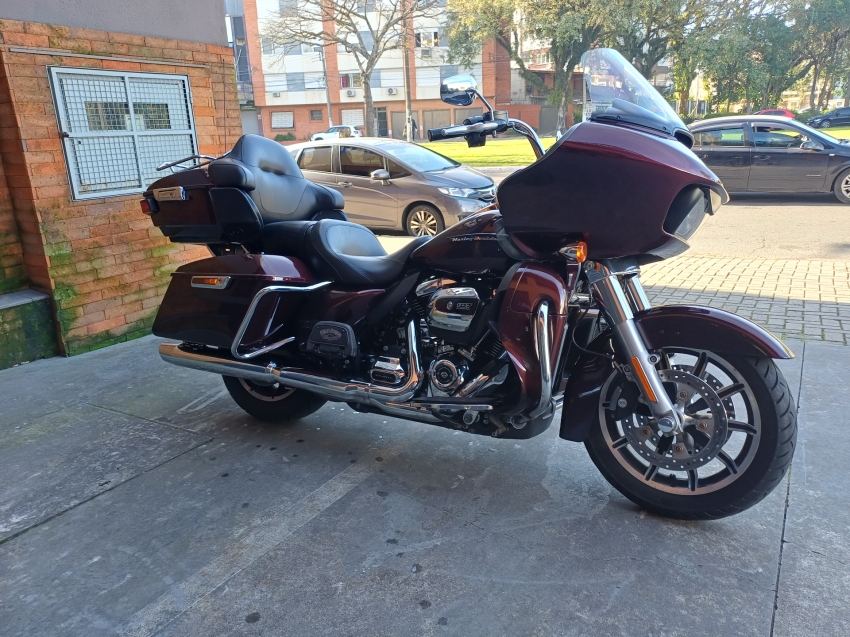 road glide  2018 com baixo km
