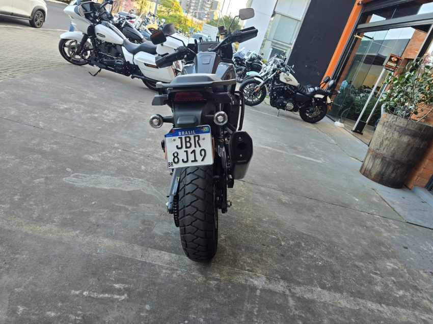 harley davidson pan america . gasolina manual 2022