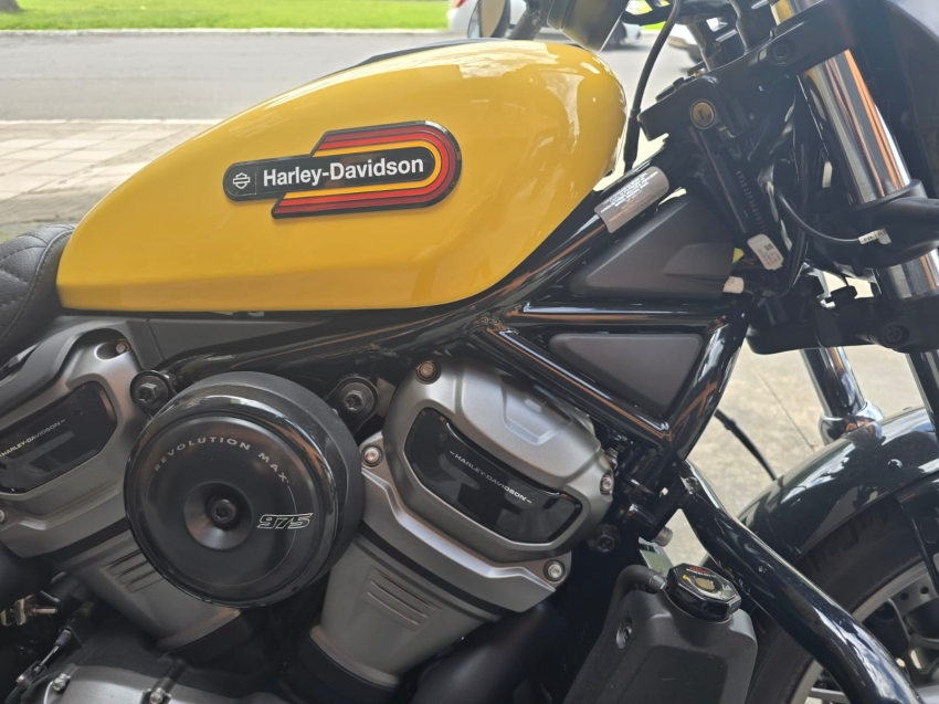 harley davidson night ster 975 gasolina automatico 20232