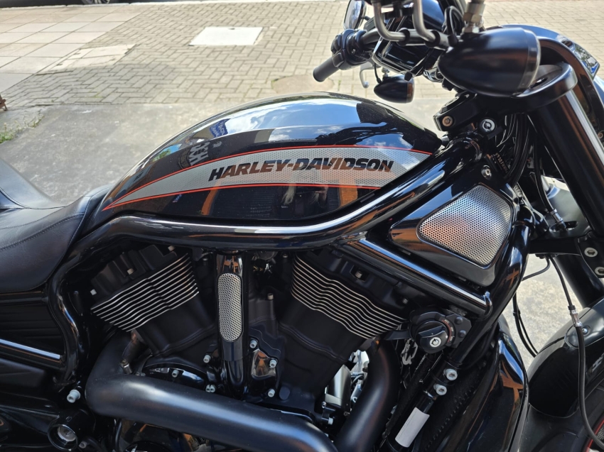 harley davidson v-rod night rod special 1247 gasolina 20148