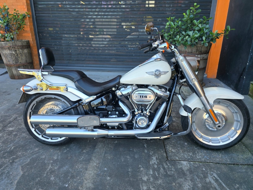 harley davidson fat boy 114 . 1868 gasolina manual 20185