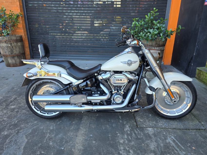 harley davidson fat boy 114 . 1868 gasolina manual 20184