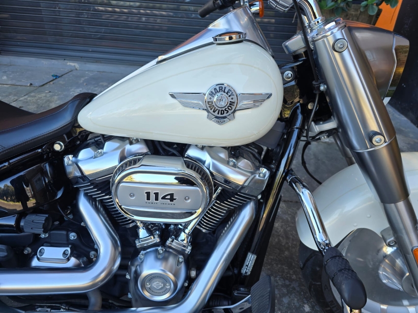 harley davidson fat boy 114 . 1868 gasolina manual 20183