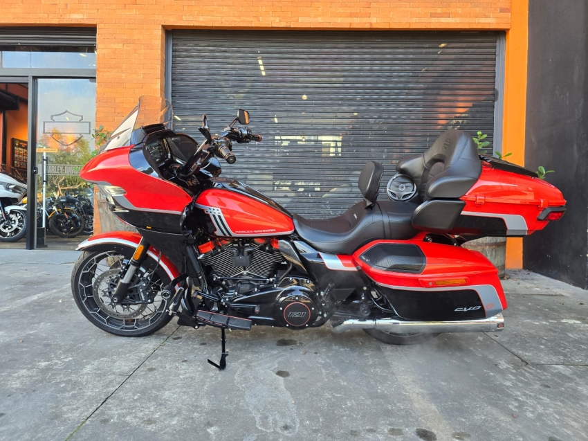 harley davidson road glide cvo fl trxse 1977 gasolina manual 20240