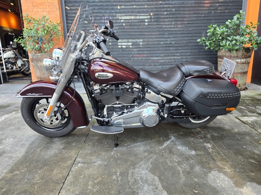 harley davidson heritage . 1868 gasolina 20221