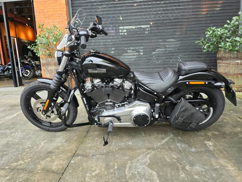 harley davidson street bob . 1923 gasolina manual 20251