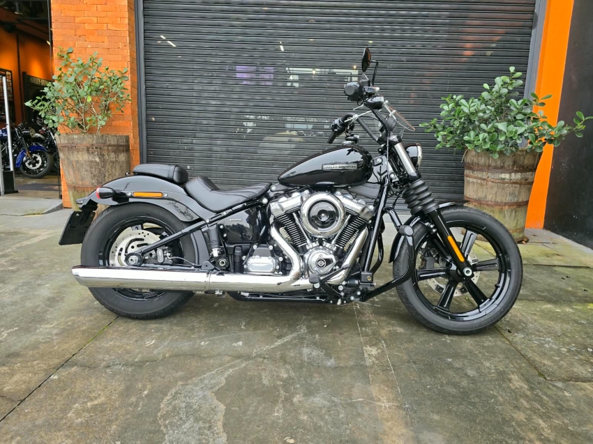 harley davidson street bob . 1923 gasolina manual 20252