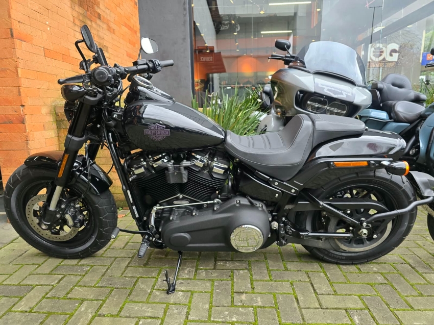 harley davidson fat bob 114 . 1868 gasolina manual 2021