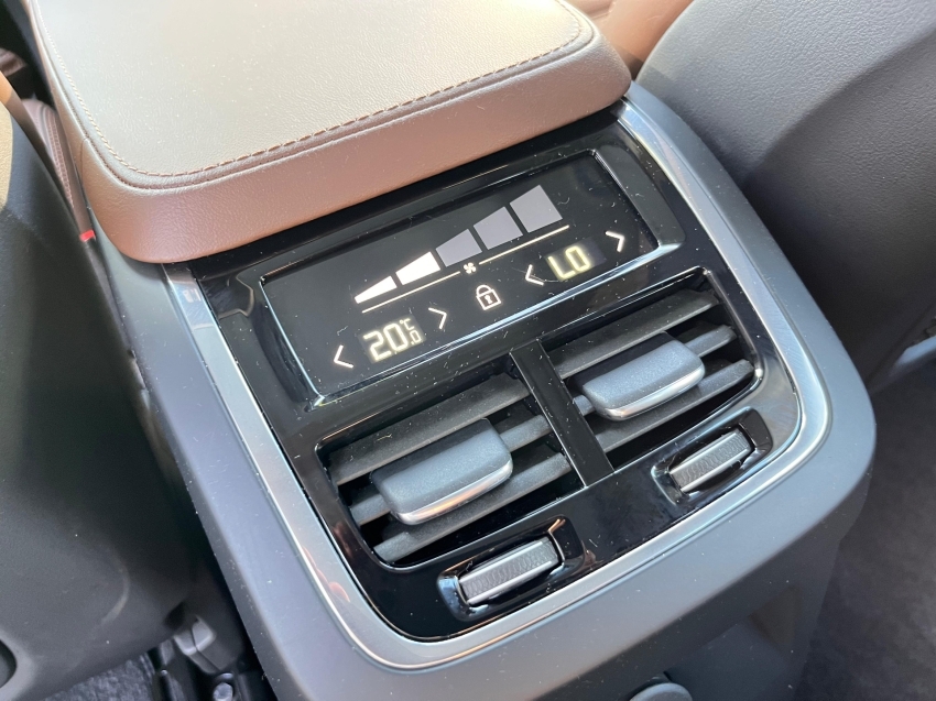volvo xc90 2.0 t8 recharge ultimate awd geartronic 2024