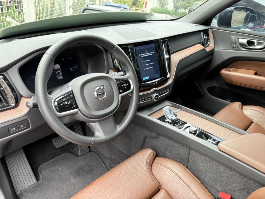 volvo xc60 2.0 t8 recharge inscription awd geartronic hibrido 4p automatico 2023