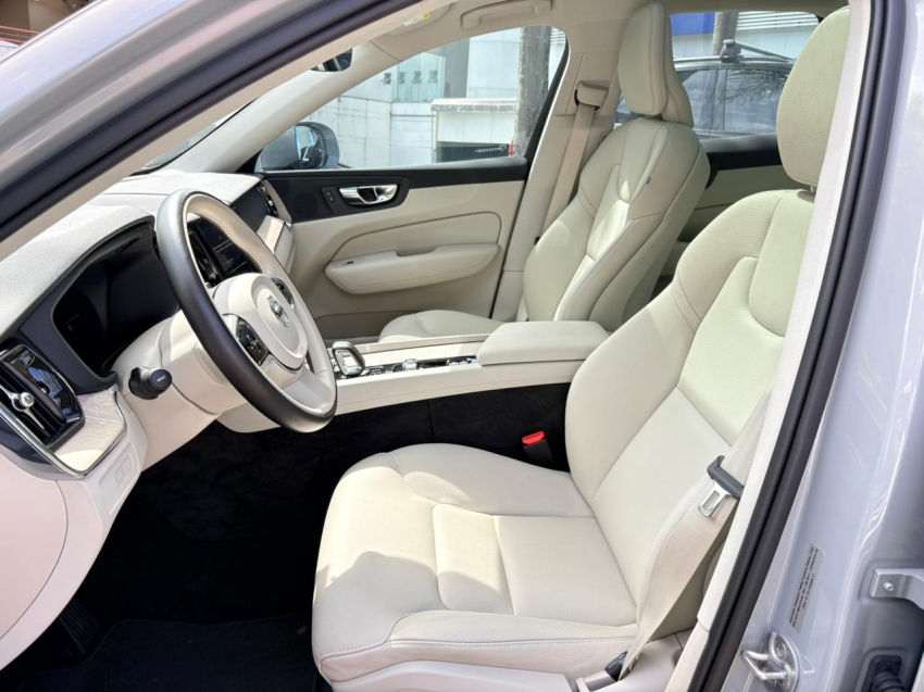 volvo xc60 2.0 t8 recharge plus awd geartronic hibrido 4p automatico 20248 volvo xc60 2.0 t8 recharge plus awd geartronic hibrido 4p automatico 20248