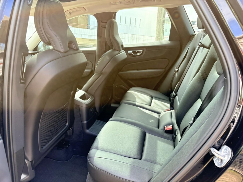 volvo xc60 2.0 t8 recharge plus awd geartronic hibrido 4p automatico 2025