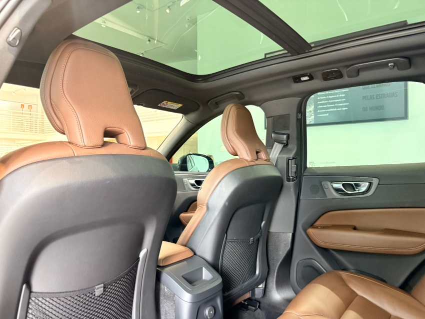 volvo xc60 2.0 t8 recharge plus awd geartronic hibrido 4p automatico 202411