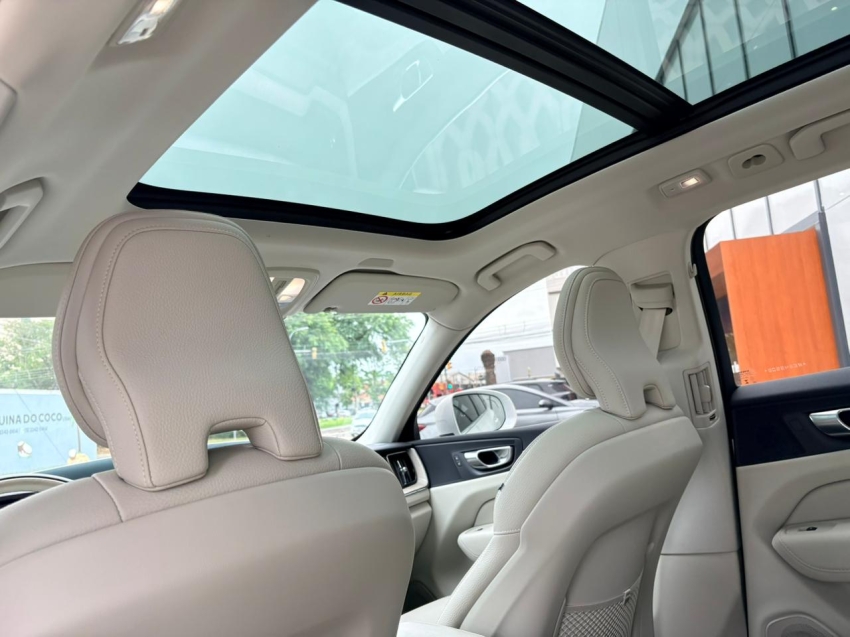 volvo xc60 2.0 t8 recharge plus awd geartronic hibrido 4p automatico 202410