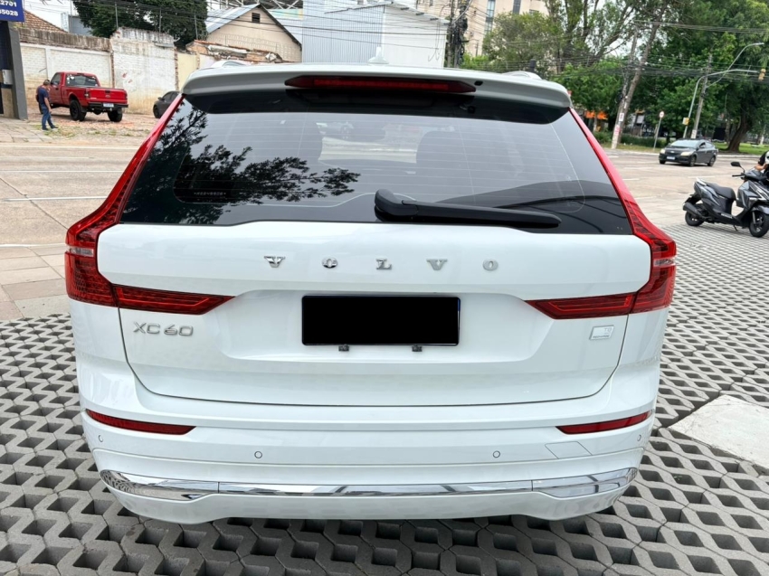 volvo xc60 2.0 t8 recharge plus awd geartronic hibrido 4p automatico 20244