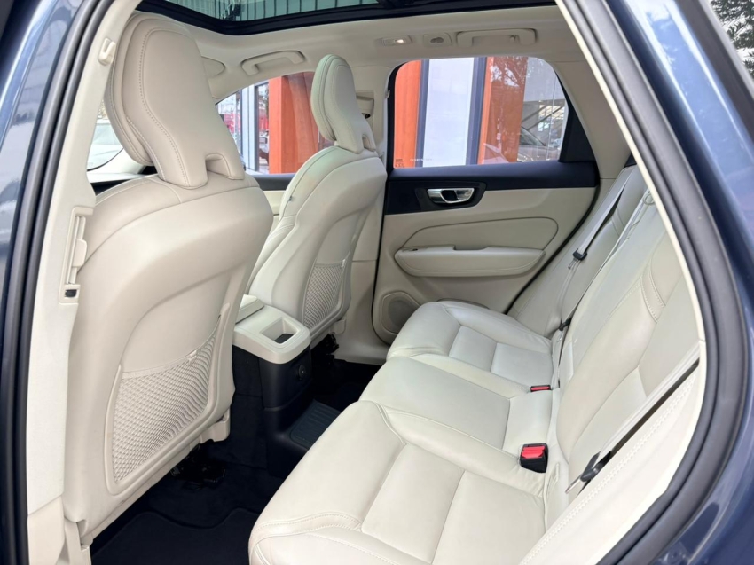 volvo xc60 2.0 t8 recharge inscription awd geartronic hibrido 4p automatico 202210