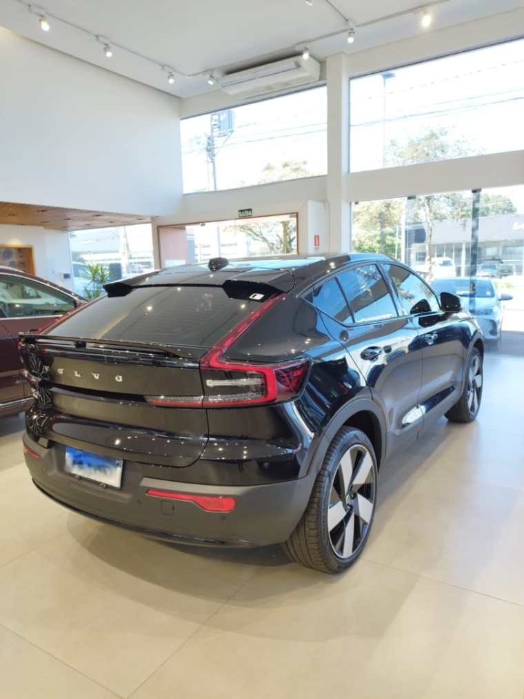 volvo ec 40 p8 ultra eletrico 82kw 4p automatico 20253