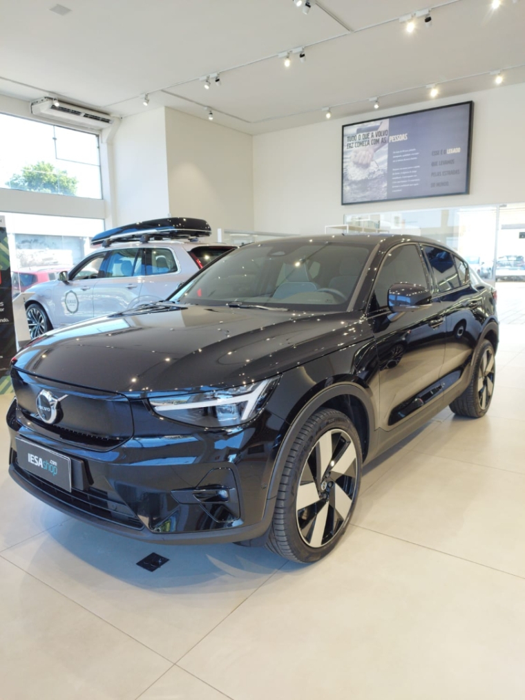 volvo ec 40 p8 ultra eletrico 82kw 4p automatico 2025