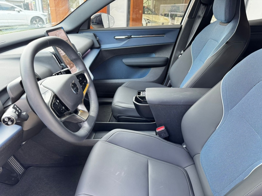volvo ex 30 plus 69kw eletrico 20257