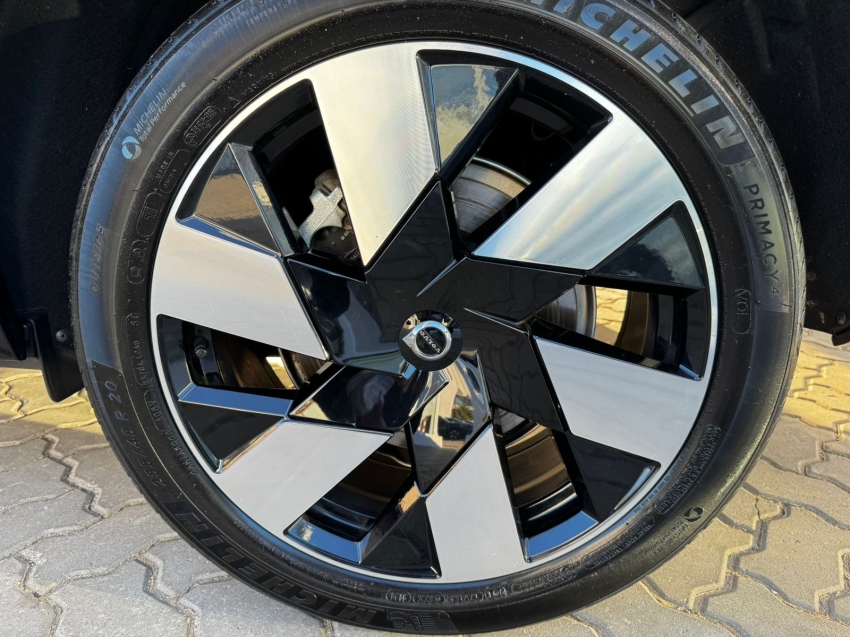 volvo xc60 2.0 t8 recharge ultra awd geartronic hibrido 4p automatico 202512