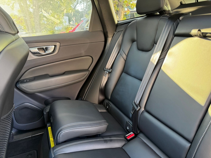 volvo xc60 2.0 t8 recharge ultra awd geartronic hibrido 4p automatico 202511