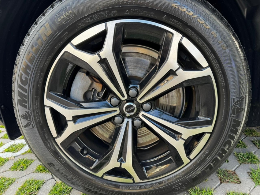 volvo xc60 2.0 t8 recharge inscription expression awd geartronic hibrido 4p automatico 202210