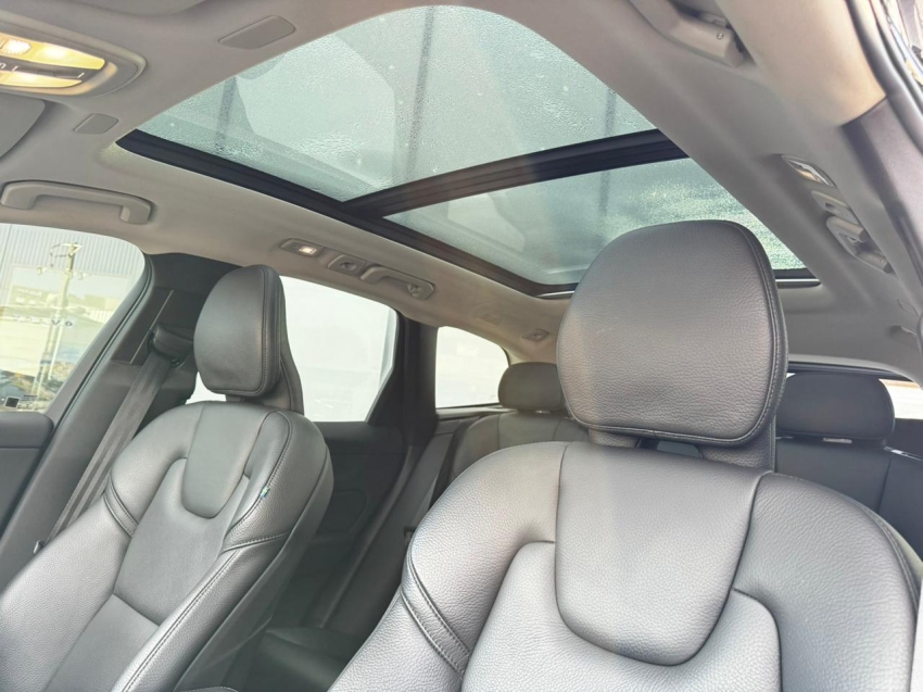 volvo xc60 2.0 t8 recharge inscription expression awd geartronic hibrido 4p automatico 20227