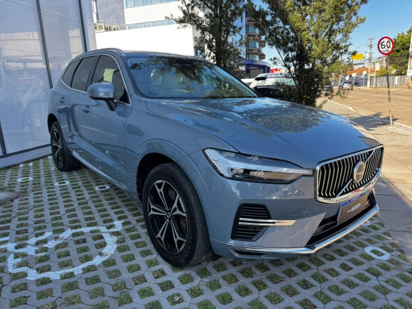 volvo xc60 2.0 t8 recharge inscription expression awd geartronic hibrido 4p automatico 20222