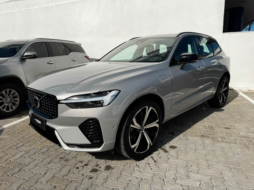 volvo xc60 2.0 t8 recharge ultimate dark awd geartronic hibrido 4p automatico 2024