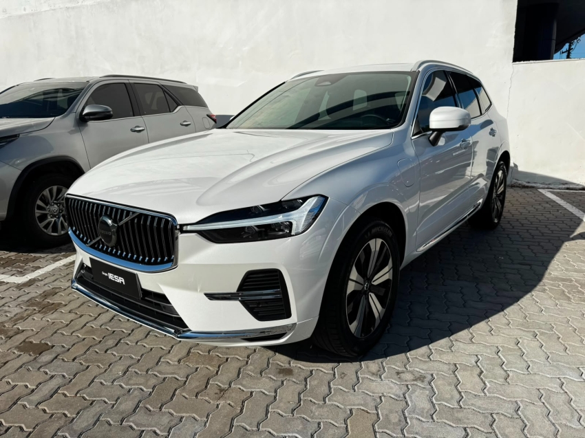 volvo xc60 2.0 t8 recharge plus awd geartronic hibrido 4p automatico 2024
