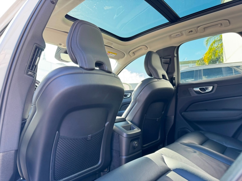 volvo xc60 2.0 t8 recharge plus awd geartronic hibrido 4p automatico 202411