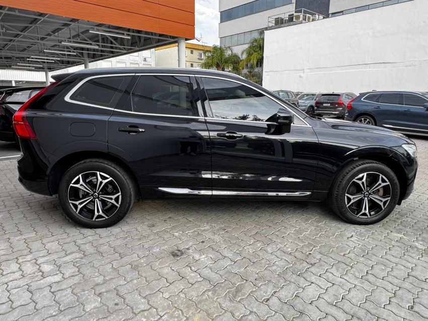 volvo xc60 2.0 t8 recharge inscription expression awd geartronic hibrido 4p automatico 20225