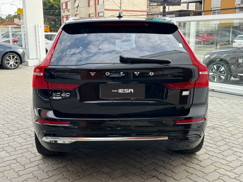 volvo xc60 2.0 t8 recharge inscription expression awd geartronic hibrido 4p automatico 20223