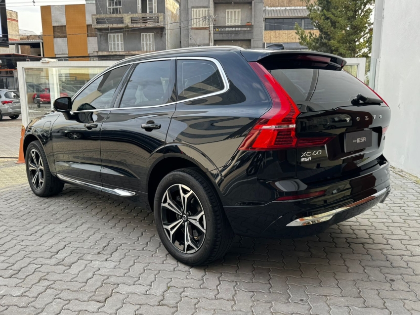 volvo xc60 2.0 t8 recharge inscription expression awd geartronic hibrido 4p automatico 20222