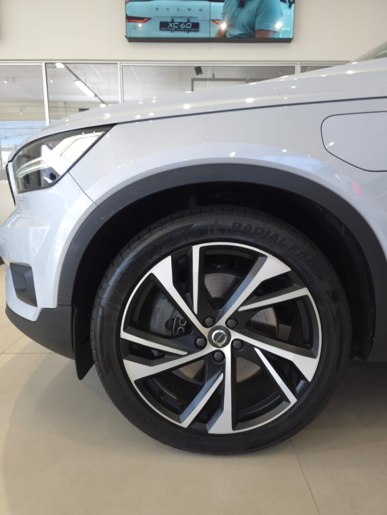 volvo xc40 1.5 t5 recharge r-design geartronic hibrido 4p automatico 20216