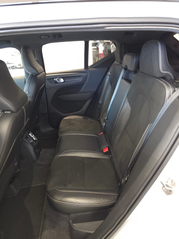 volvo xc40 1.5 t5 recharge r-design geartronic hibrido 4p automatico 20219