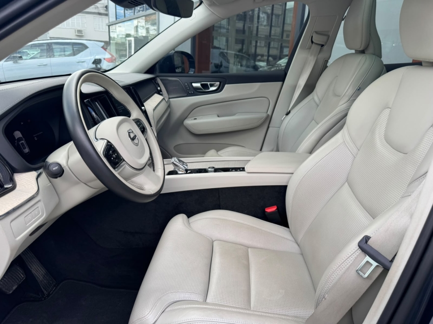 volvo xc60 2.0 t8 recharge ultimate awd geartronic hibrido 4p automatico 20248