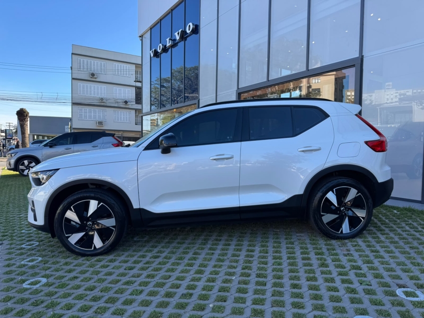 VOLVO EX 40 PLUS P6 ELETRICO 70KW AUTOMATICO8