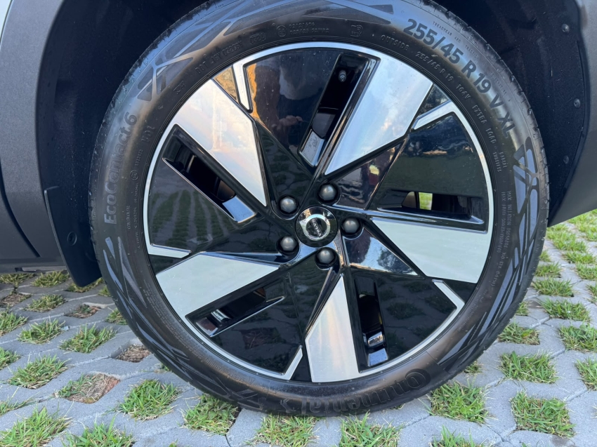 VOLVO EX 40 PLUS P6 ELETRICO 70KW AUTOMATICO5