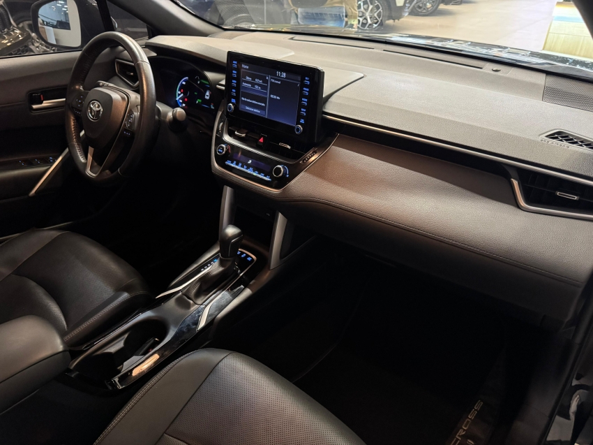 corolla cross xrv hibrido - revisado em concessionaria!!!