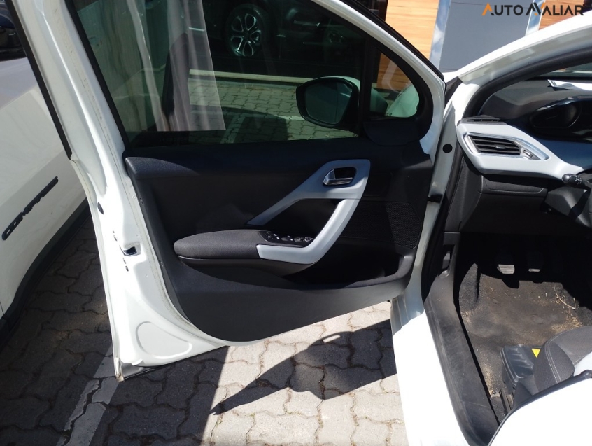 peugeot 208 active - o mais novo do rj!!! peugeot 208 active - o mais novo do rj!!!
