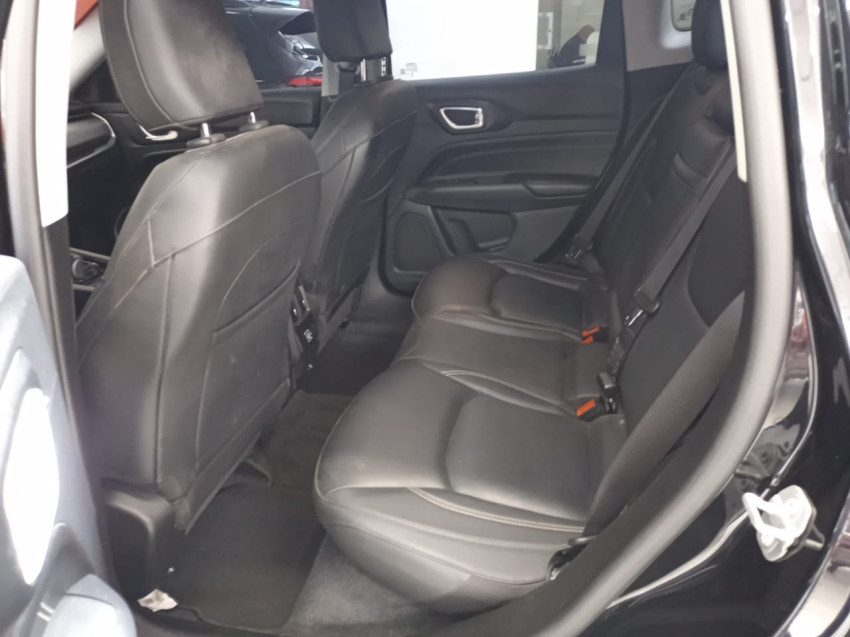 jeep compass 1.3 t270 turbo flex longitude at6 4p automatico 2023 jeep compass 1.3 t270 turbo flex longitude at6 4p automatico 2023