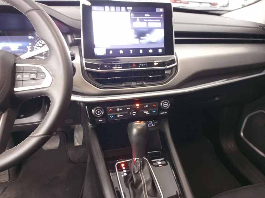 jeep compass 1.3 t270 turbo flex longitude at6 4p automatico 2023 jeep compass 1.3 t270 turbo flex longitude at6 4p automatico 2023