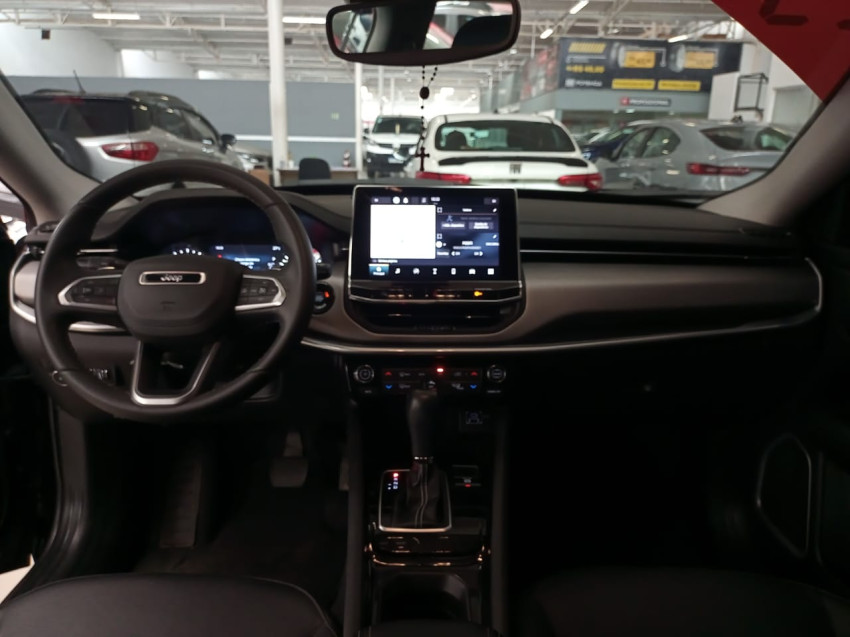 jeep compass 1.3 t270 turbo flex longitude at6 4p automatico 2023 jeep compass 1.3 t270 turbo flex longitude at6 4p automatico 2023