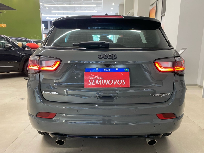 jeep compass 2.0 hurricane 4 turbo gasolina blackhawk at9 24/25 seminovo jeep compass 2.0 hurricane 4 turbo gasolina blackhawk at9 24/25 seminovo