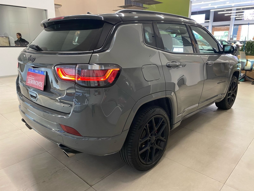 jeep compass 2.0 hurricane 4 turbo gasolina blackhawk at9 24/25 seminovo jeep compass 2.0 hurricane 4 turbo gasolina blackhawk at9 24/25 seminovo