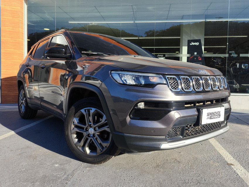 jeep compass 1.3 t270 turbo flex longitude at6 22/23 seminovo jeep compass 1.3 t270 turbo flex longitude at6 22/23 seminovo