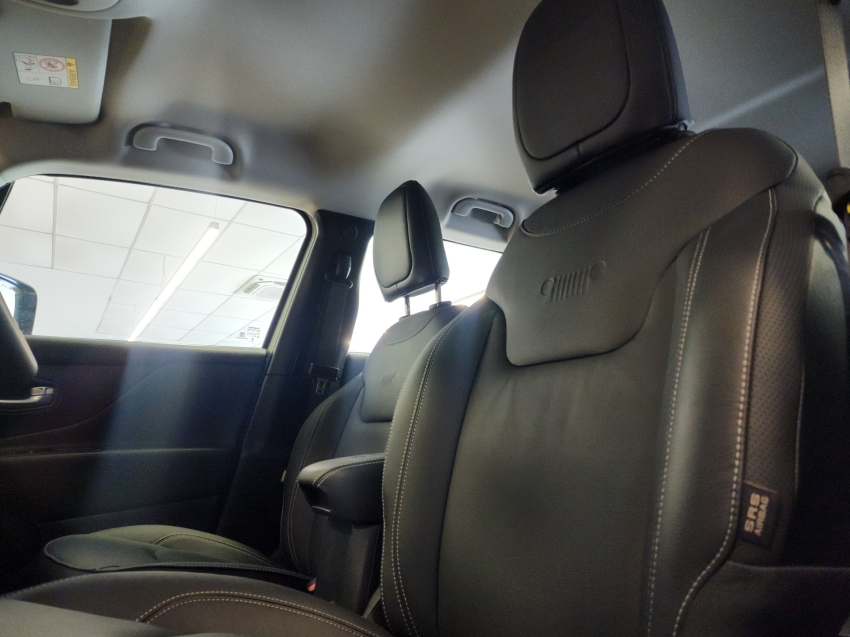 jeep renegade 1.3 t270 turbo flex longitude at6 25/26 0km4