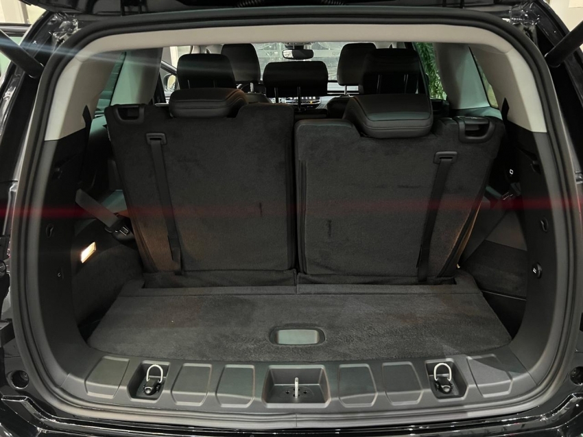 jeep commander 1.3 t270 turbo flex longitude at6 7l 25/26 0km jeep commander 1.3 t270 turbo flex longitude at6 7l 25/26 0km